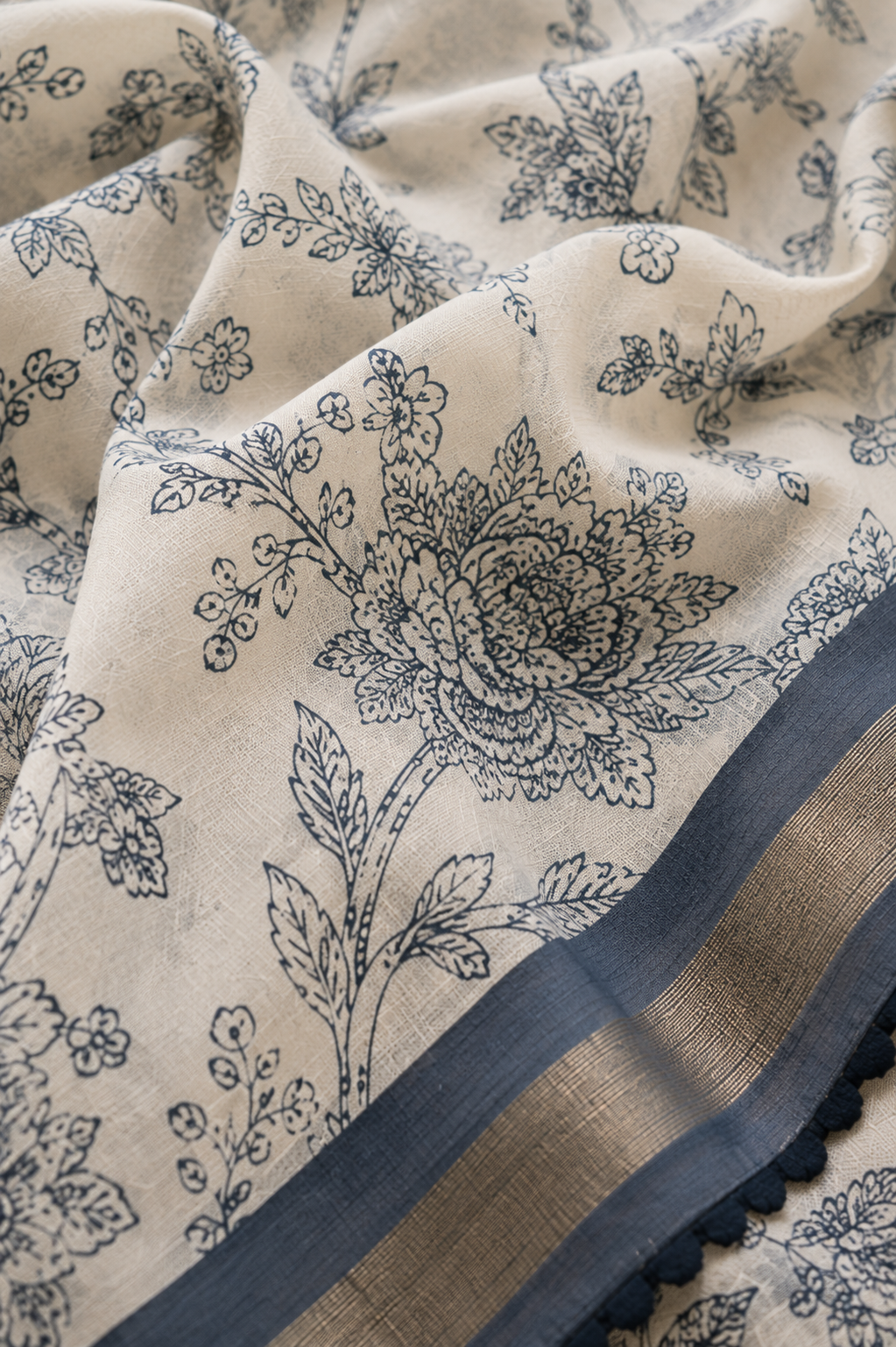 Botanical Bloom Mul Cotton Saree